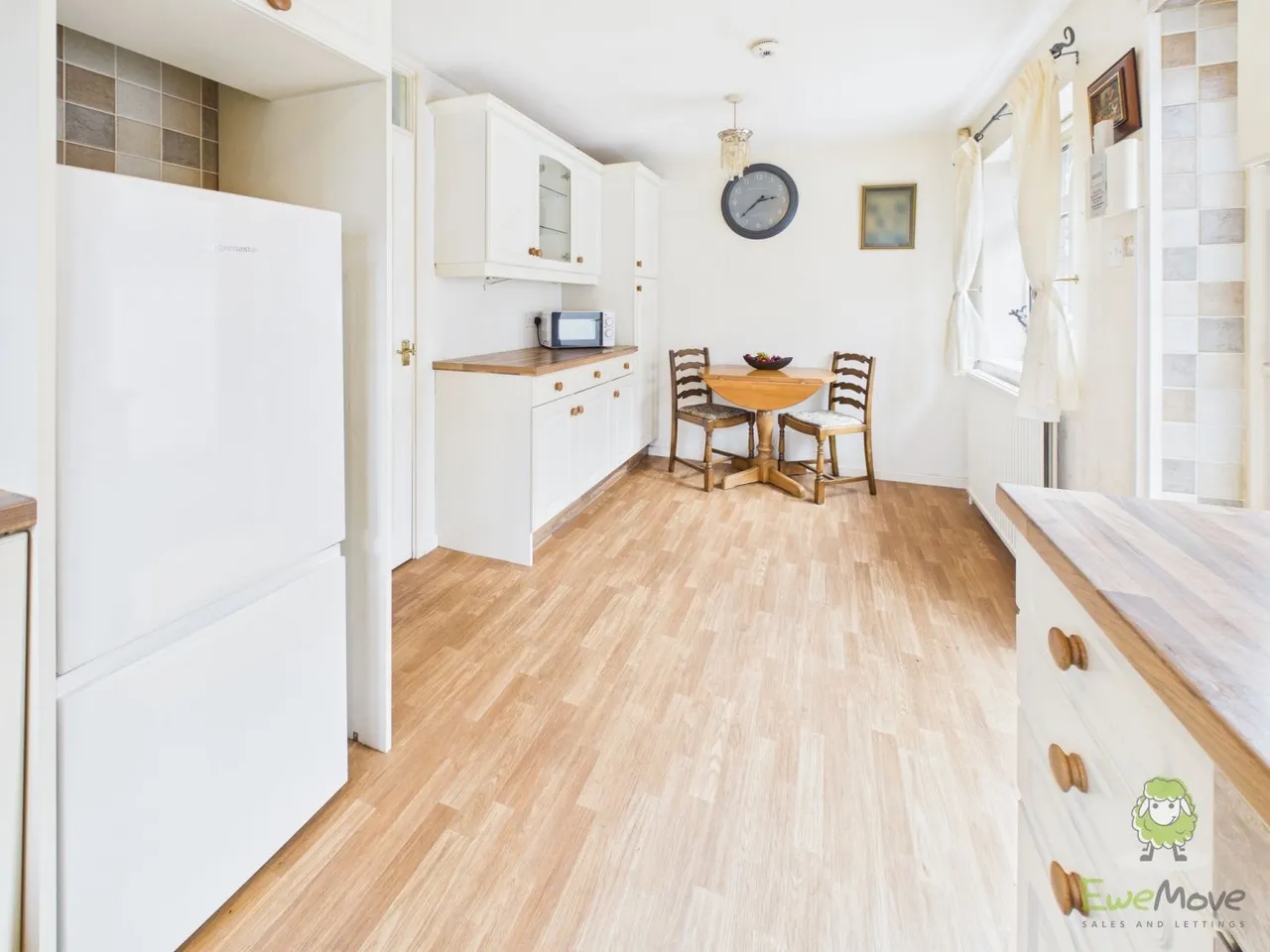 Avon Close, Maltby, S66, photo 4