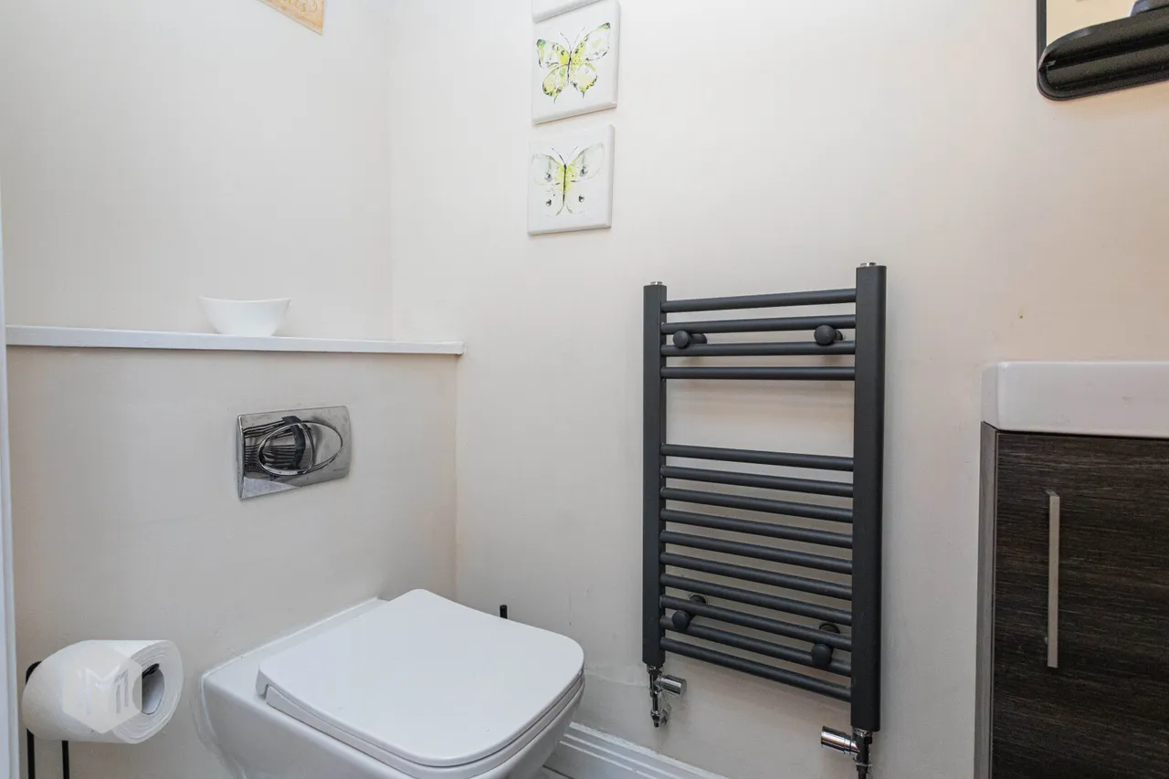 Fearney Side, Little Lever, Bolton, BL3 1BU, photo 11