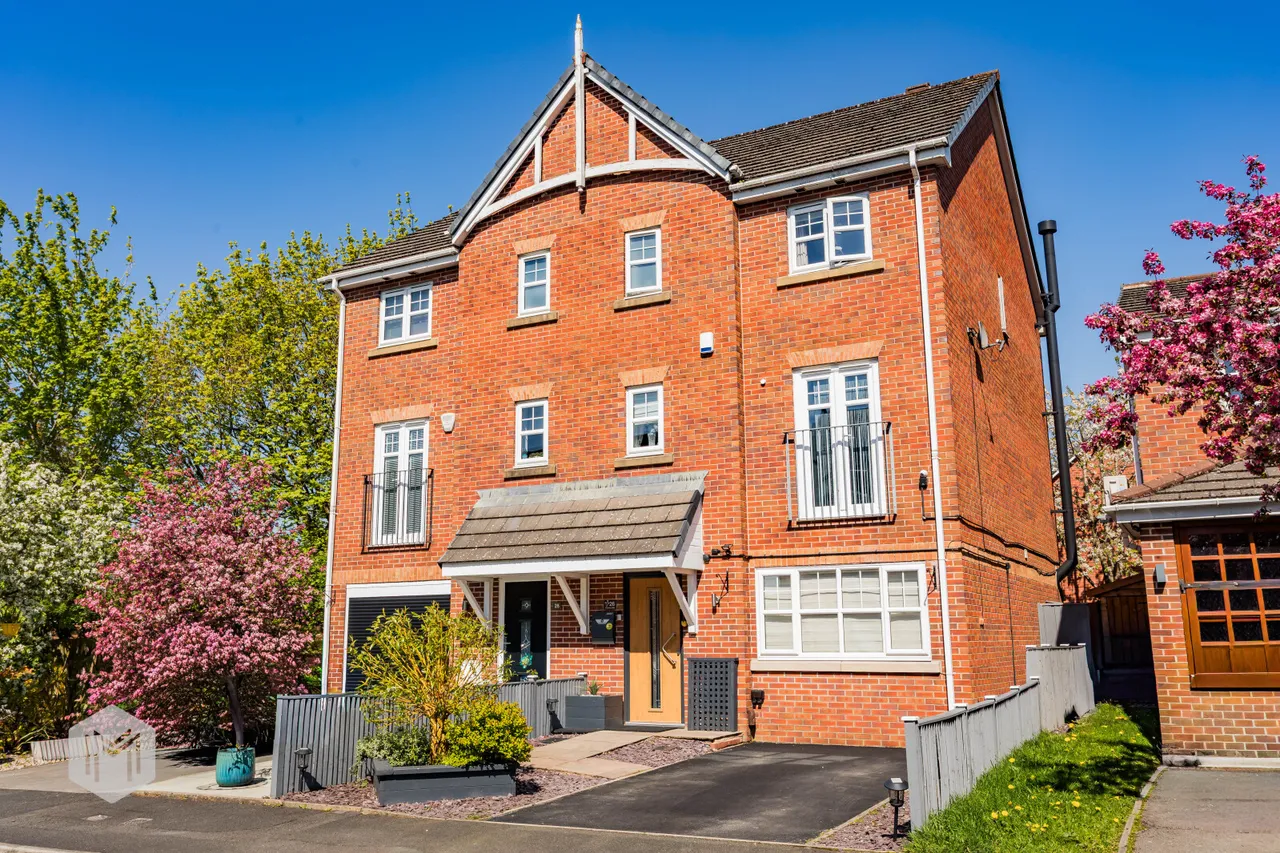 4 bed house for sale — Fearney Side, Little Lever, Bolton, BL3 1BU