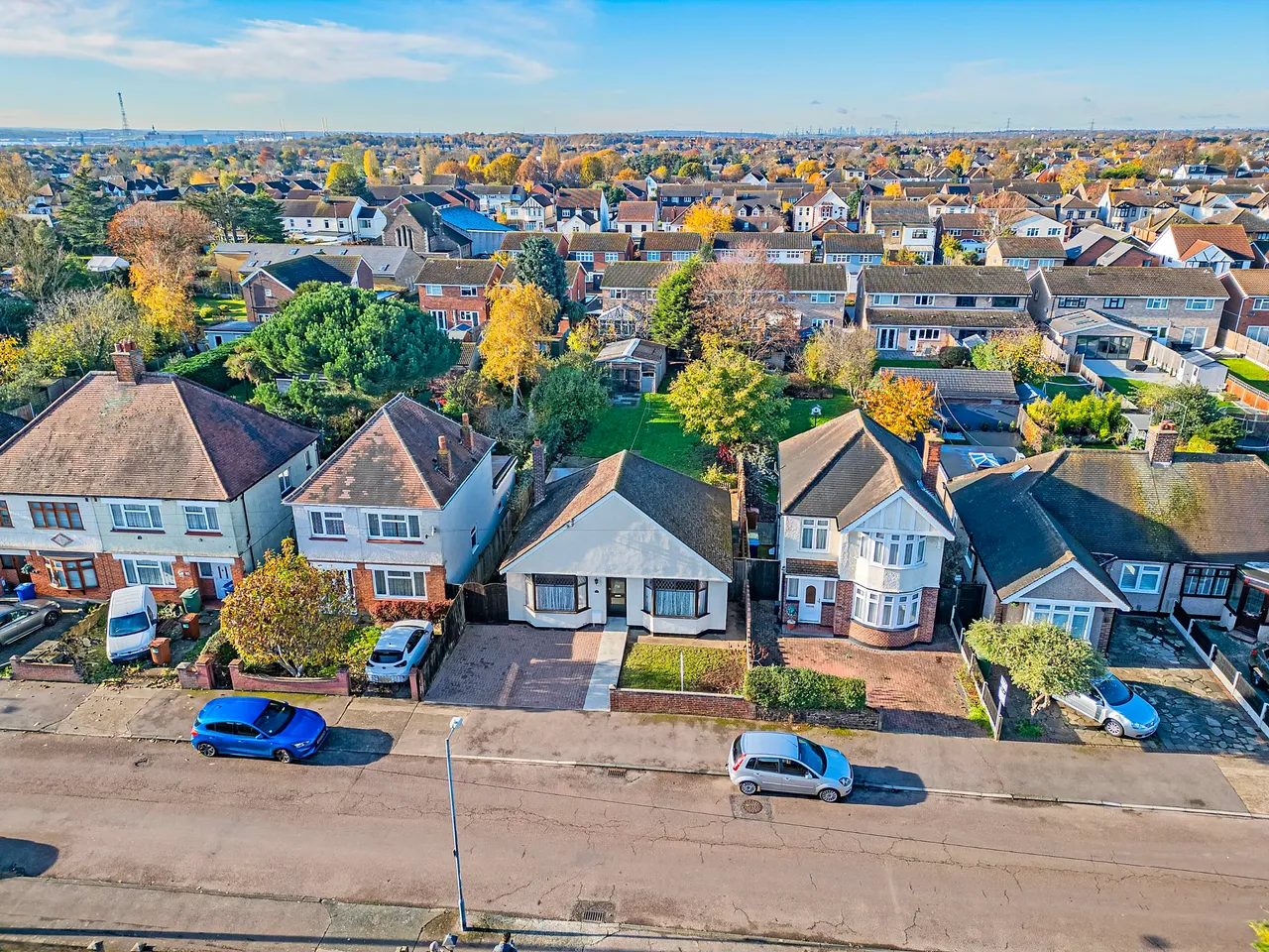 3 bed house for sale — Heathview Road, Grays, Essex, RM16 2RS