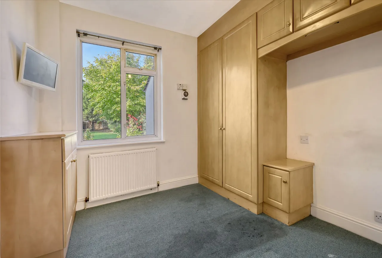 Heathview Road, Grays, Essex, RM16 2RS, photo 11