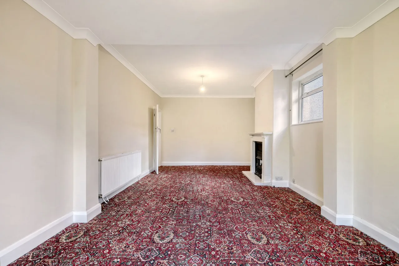 Heathview Road, Grays, Essex, RM16 2RS, photo 8