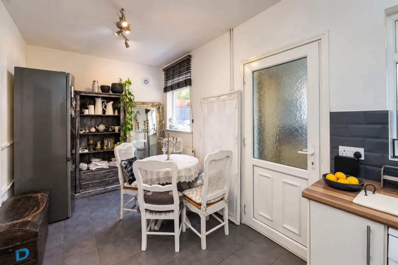 Stafford Road, Cannock, photo 6