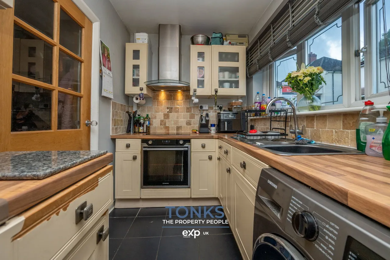 Park Road, Tividale, Oldbury, B69 1LP, photo 4