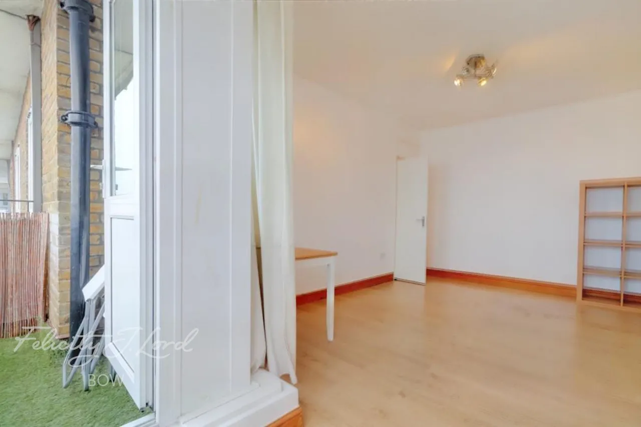 Harford Street, E1, photo 11