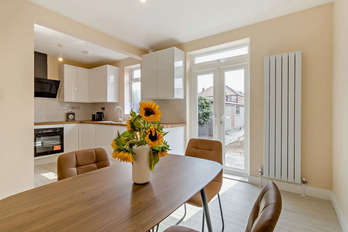 3 bed house for sale, Holyrood Road, Doncaster, DN2