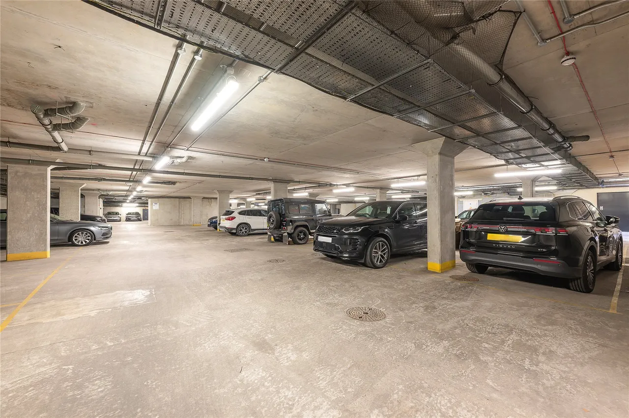 Alexandra Avenue, Battersea, SW11, photo 19