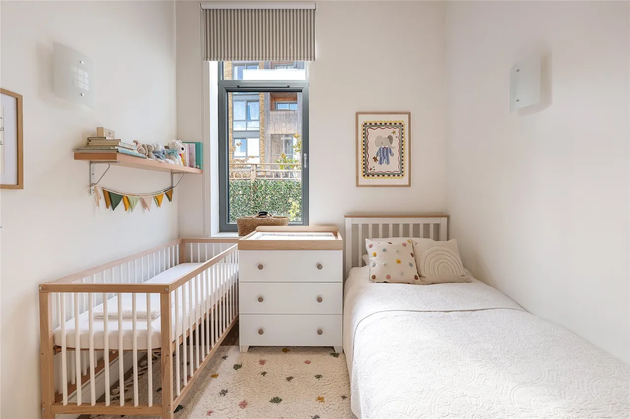 Alexandra Avenue, Battersea, SW11, photo 14