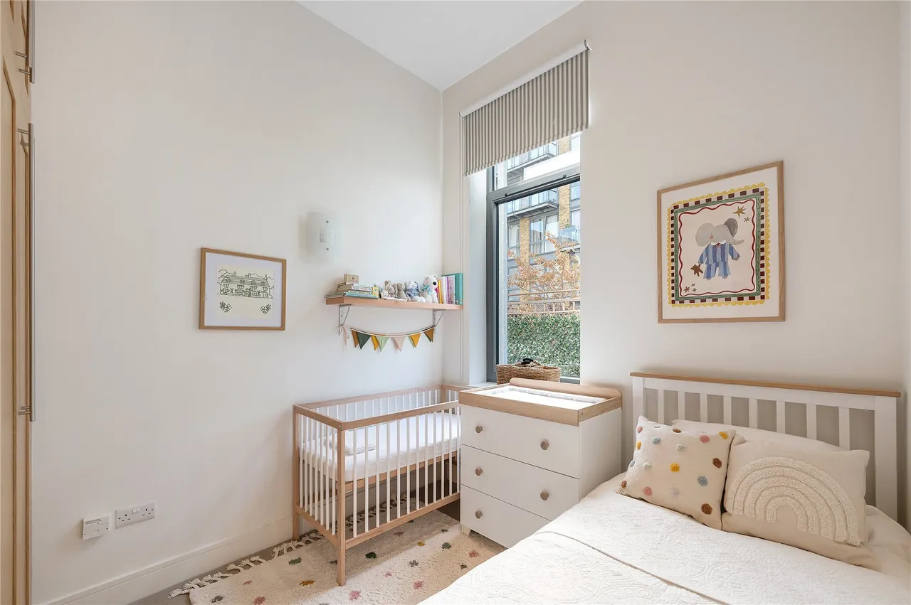 Alexandra Avenue, Battersea, SW11, photo 13