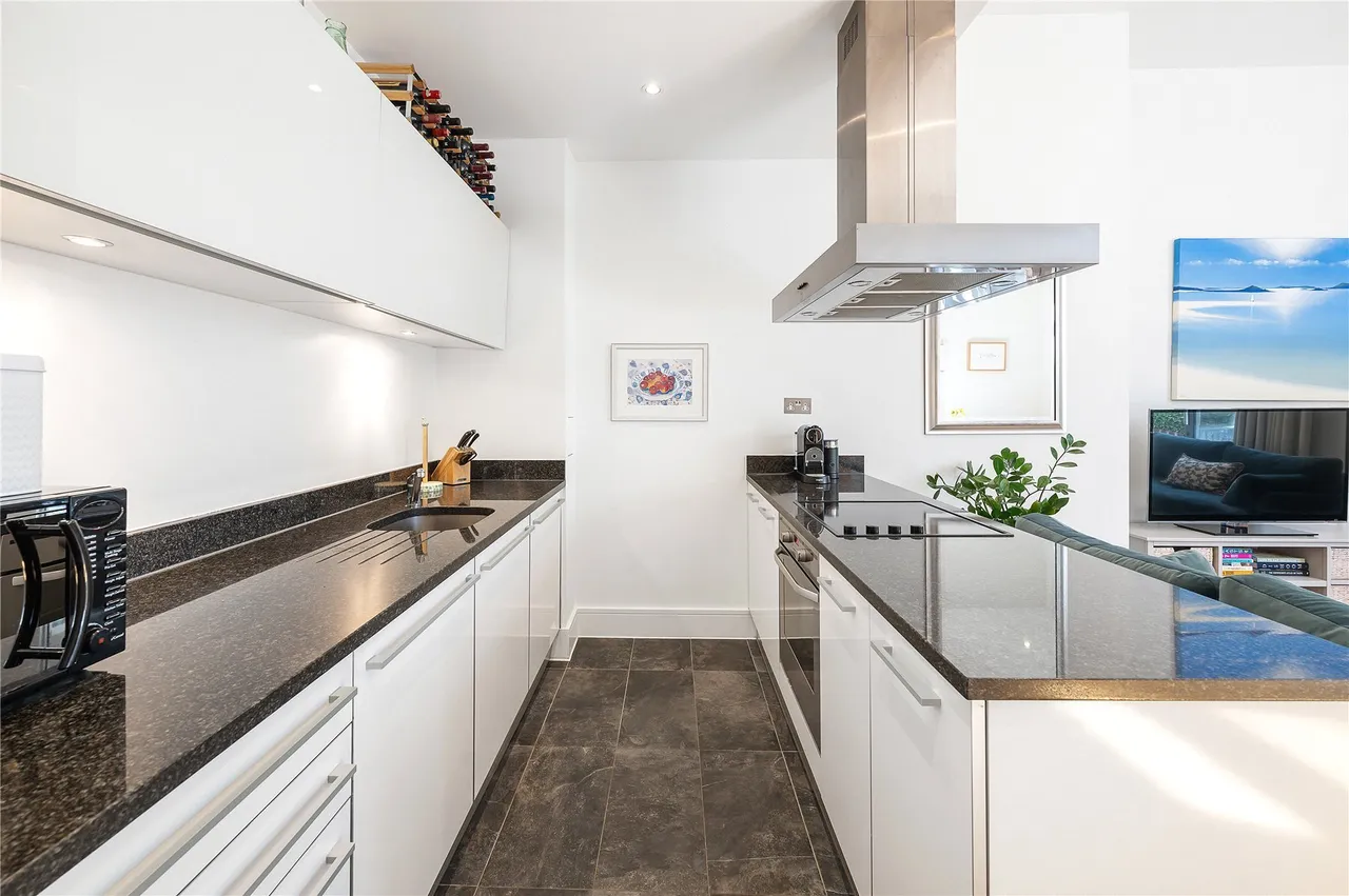 Alexandra Avenue, Battersea, SW11, photo 7