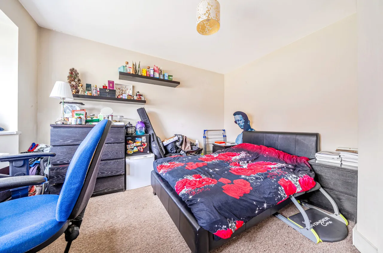 Hazel Avenue, Guildford, GU1, photo 11