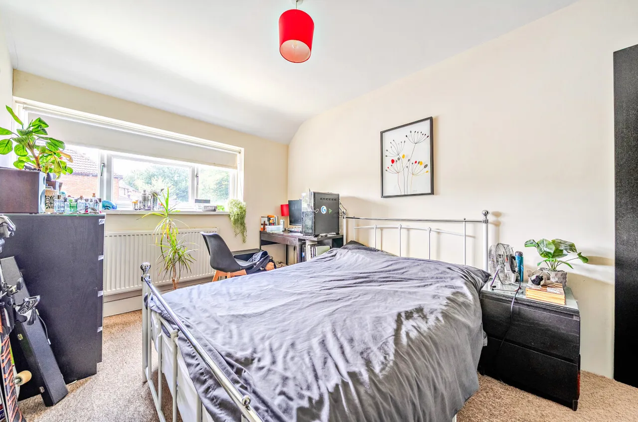 Hazel Avenue, Guildford, GU1, photo 8