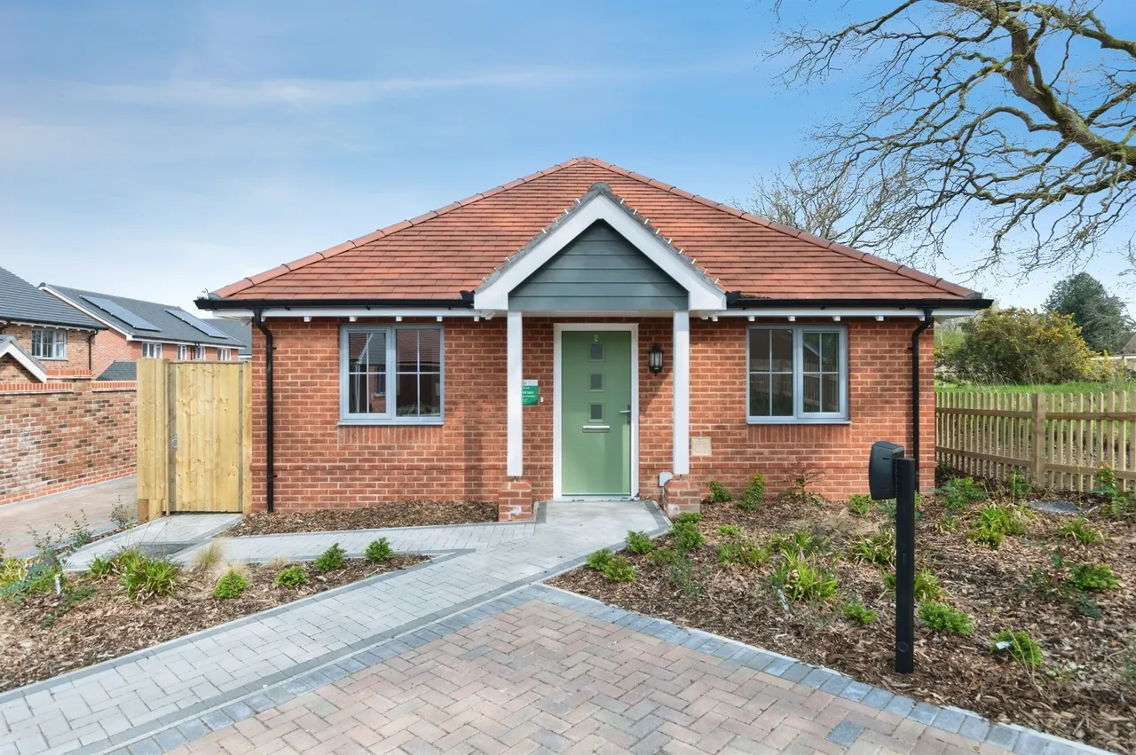 2 bed house for sale, Edmondsham Road, Fordingbridge, BH31