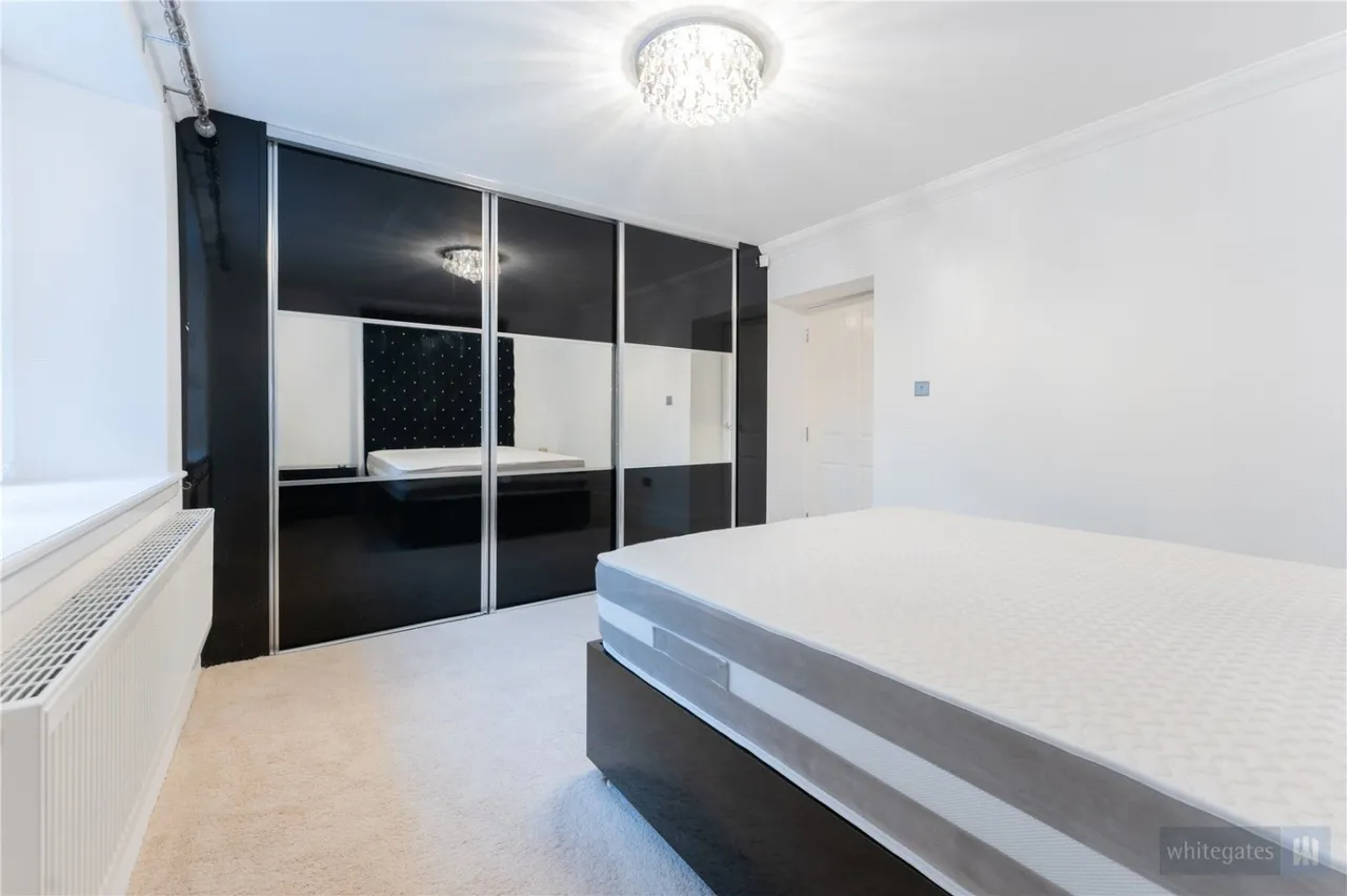 North Drive, Sandfield Park, L12, photo 13