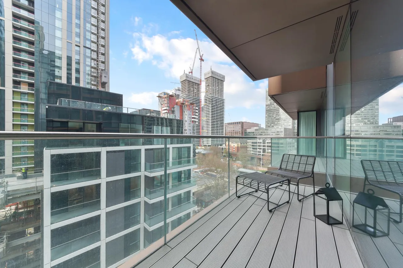 Ostro Tower, Sailmakers, E14, photo 6