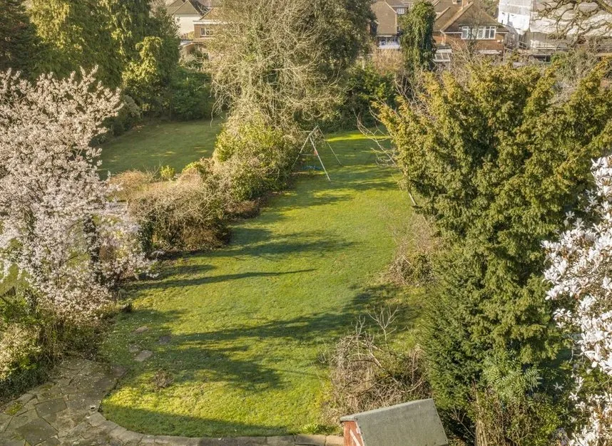 The Avenue, Sunbury-On-Thames, TW16, photo 6