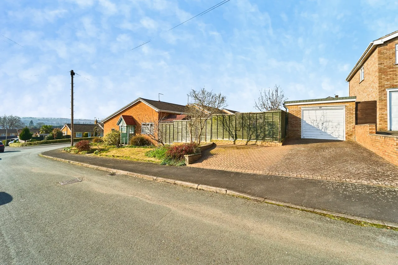 Oaklands, Bridgnorth, WV15, photo 2