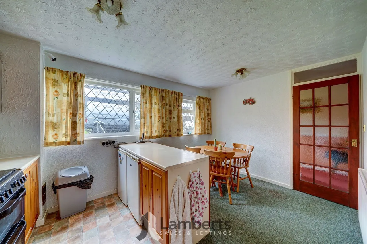 101 Doverdale Close, Redditch, photo 5