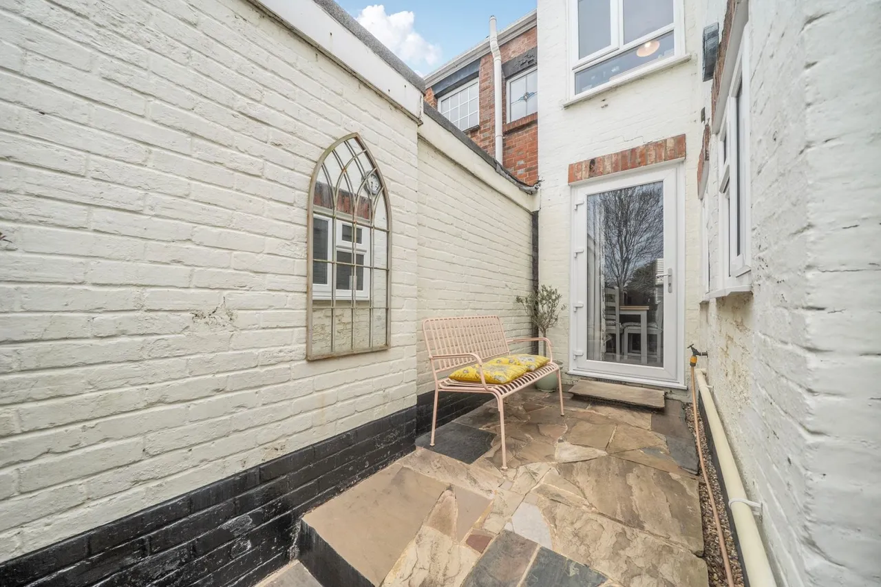 Gosport Street, Lymington, SO41, photo 15
