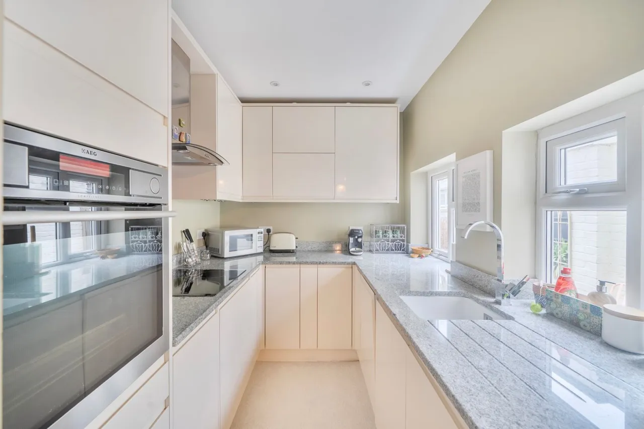 Gosport Street, Lymington, SO41, photo 2