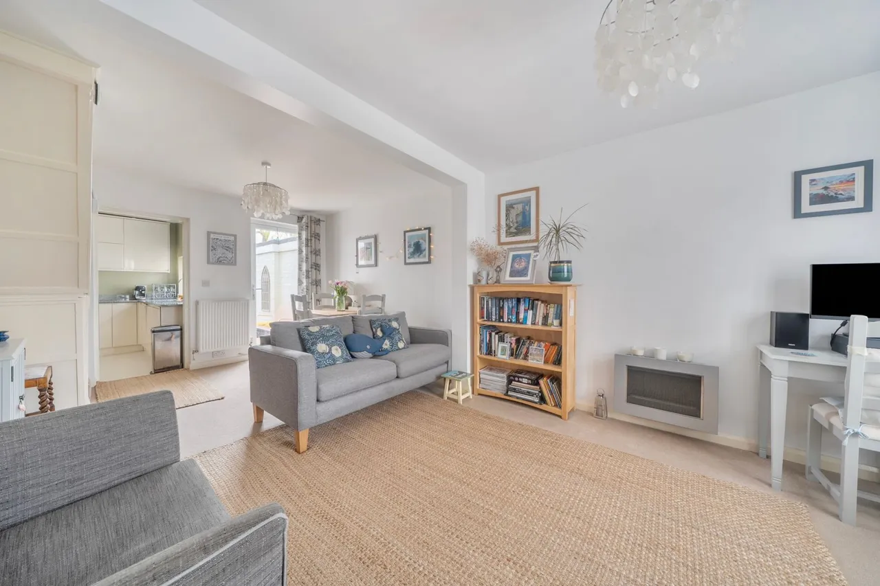 Gosport Street, Lymington, SO41, photo 6
