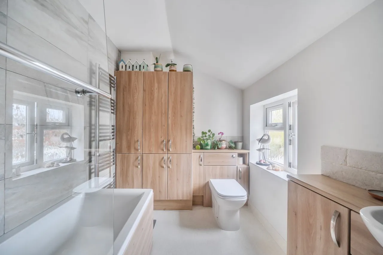 Gosport Street, Lymington, SO41, photo 13