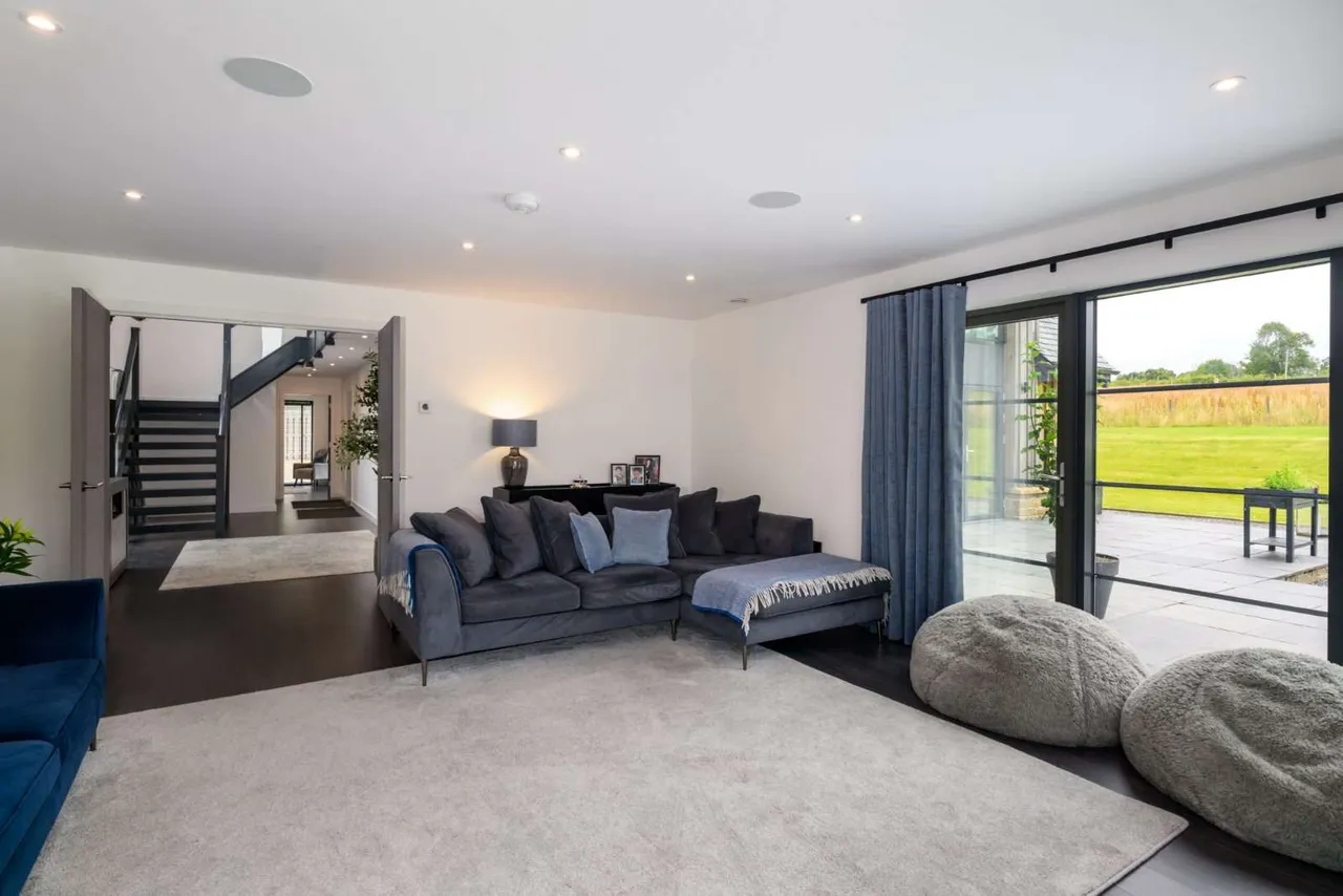 Stravaig, Dungarthill, Dunkeld, Perth and Kinross, PH8 0JF, photo 8