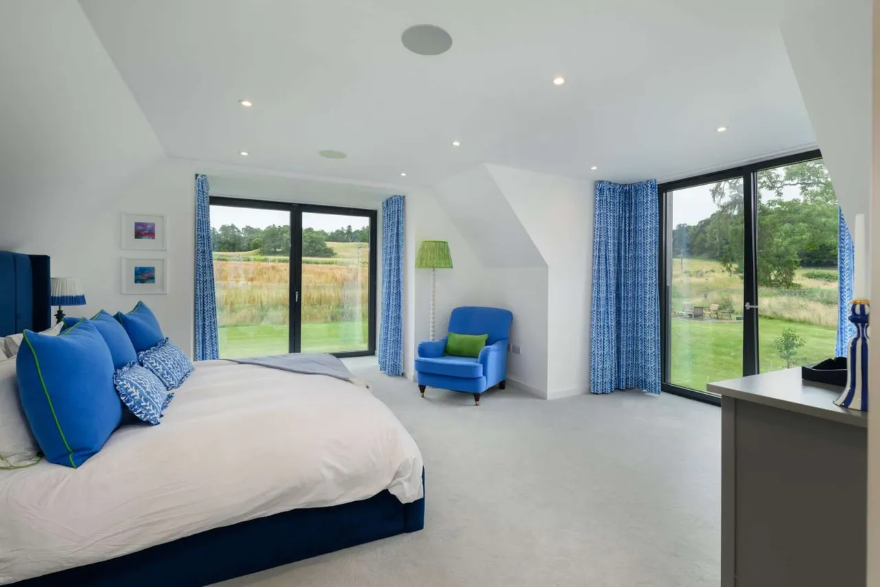 Stravaig, Dungarthill, Dunkeld, Perth and Kinross, PH8 0JF, photo 9