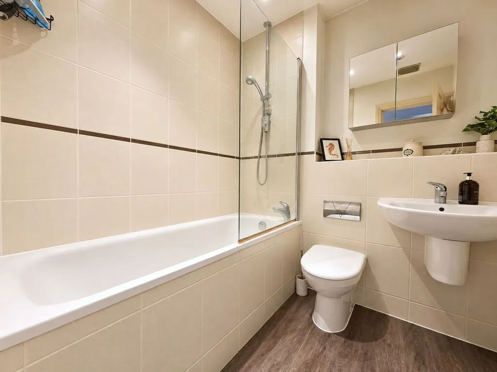 Beechwood View Saunderton, High Wycombe, HP14, photo 13