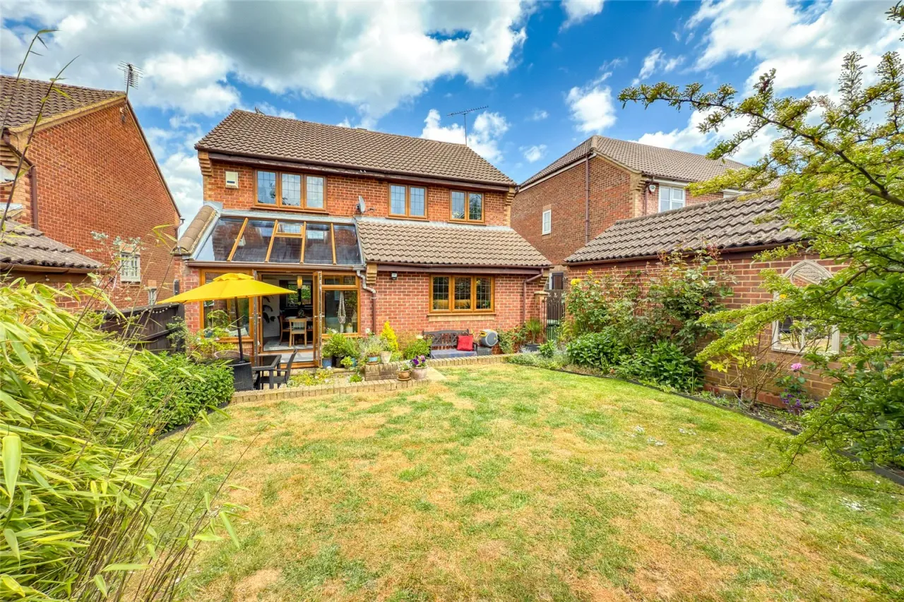 Carpenders Close, Harpenden, Hertfordshire, AL5 3HN, photo 9