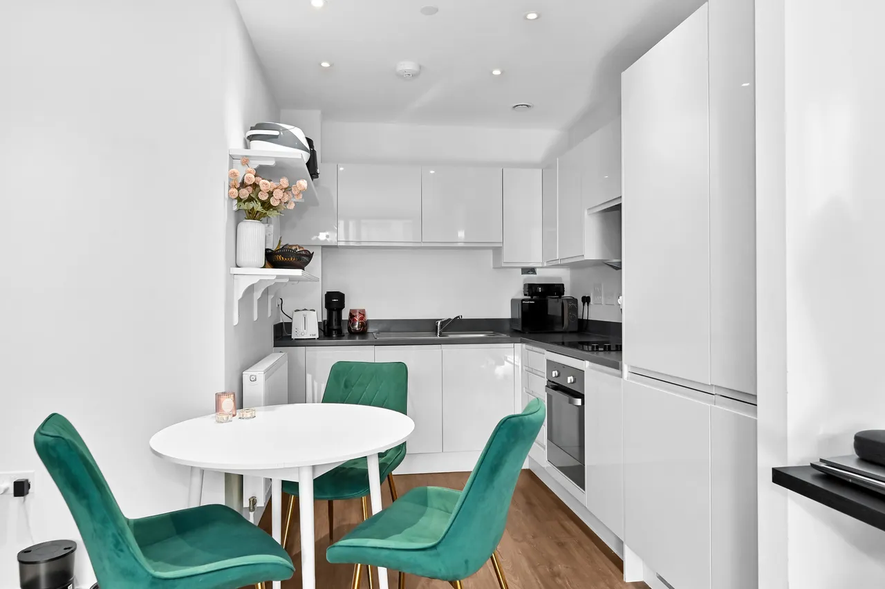 Shared Ownership Flat, Pimento House, E1, photo 8