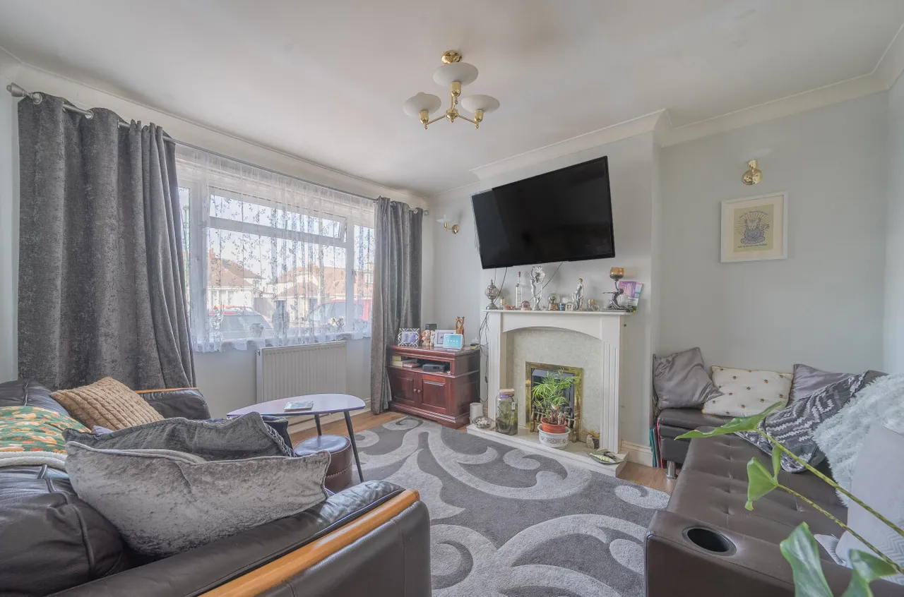 Ingleside Crescent, Lancing, BN15, photo 2