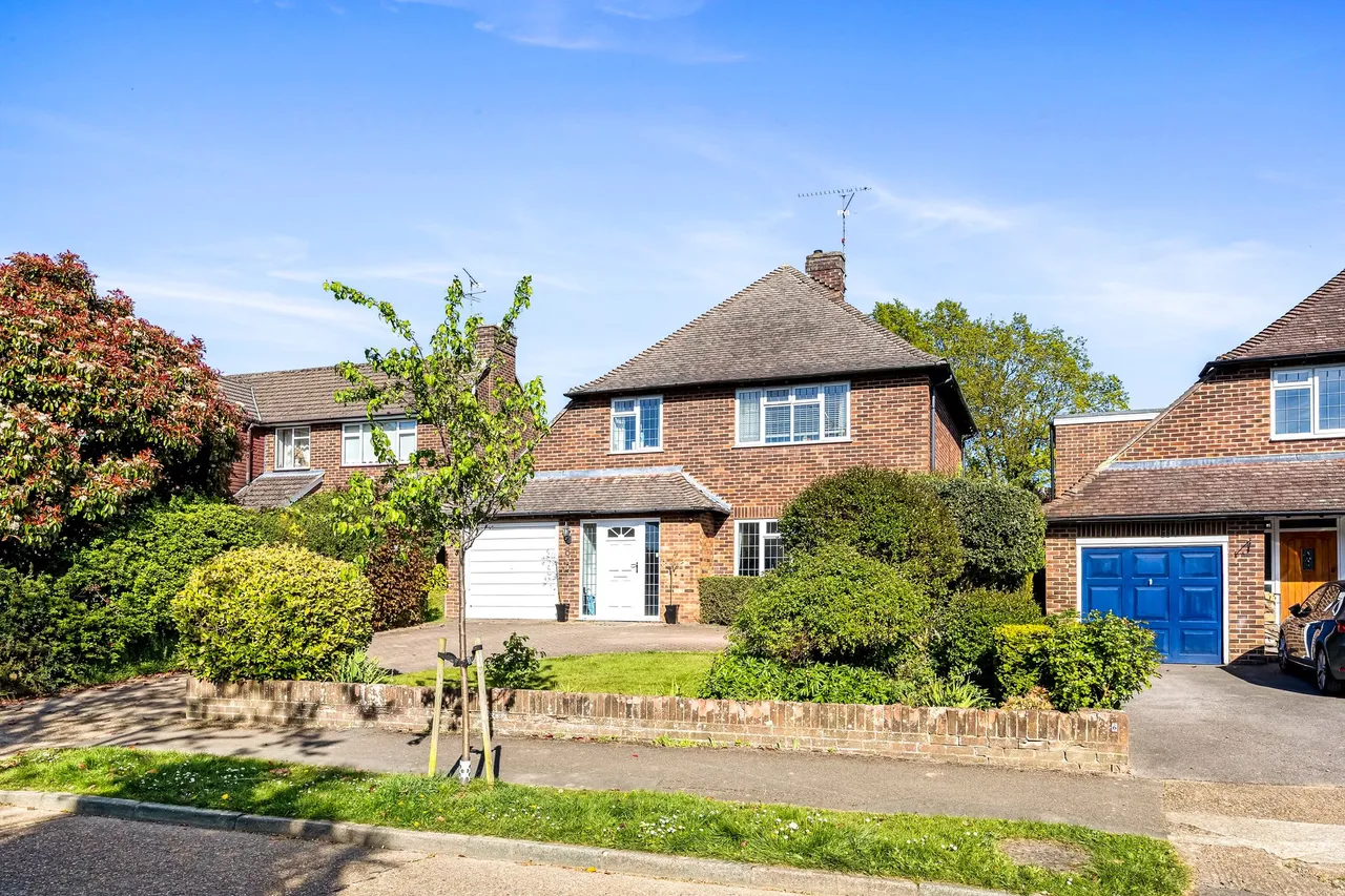 Corunna Drive, Horsham, RH13, photo 20
