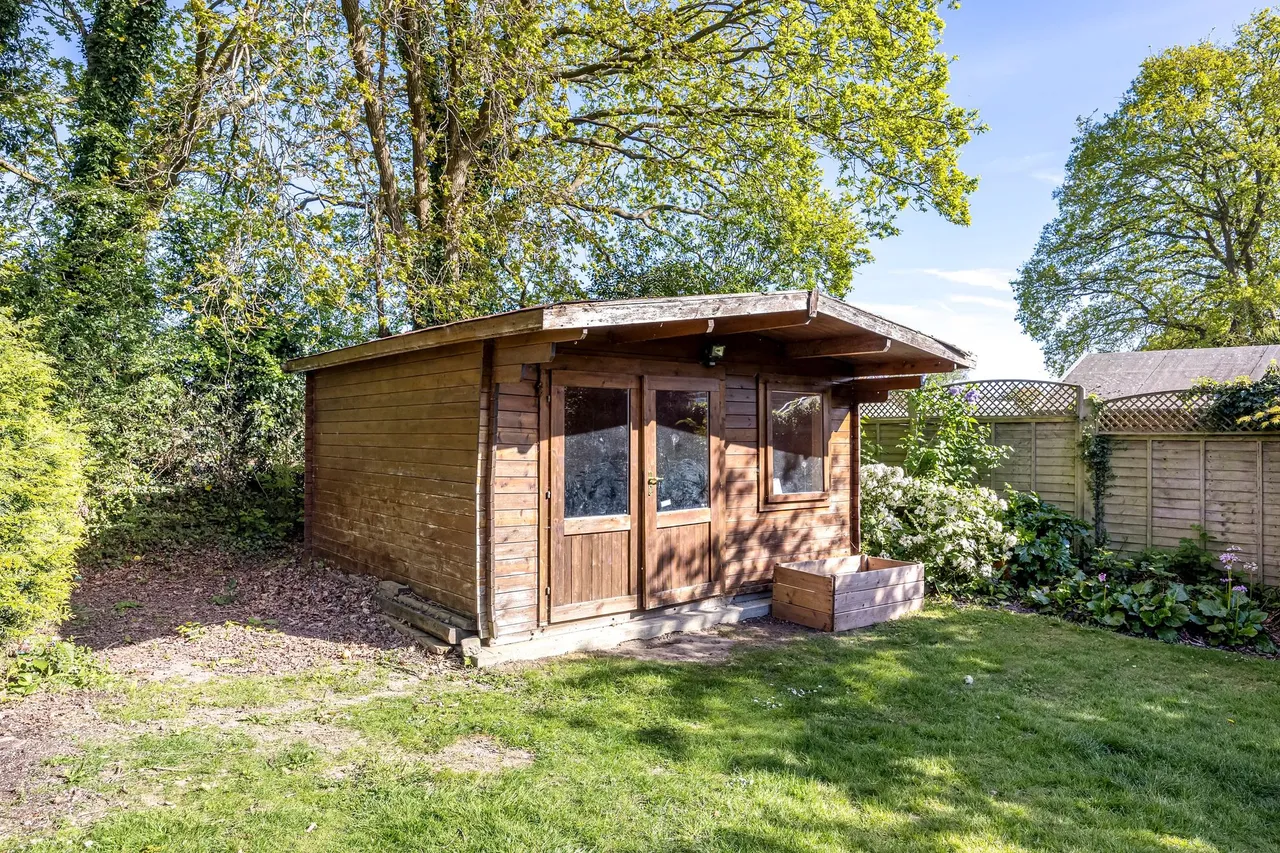 Corunna Drive, Horsham, RH13, photo 23