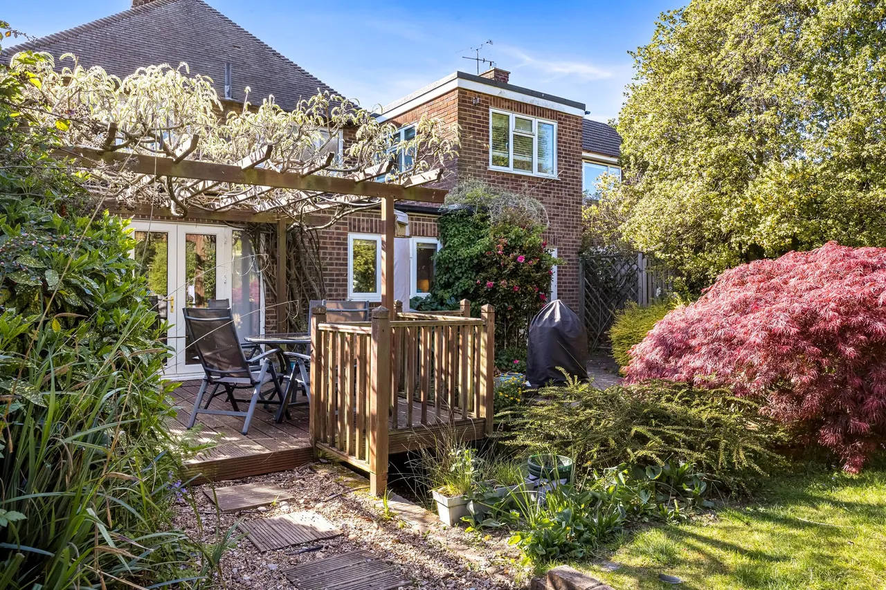 Corunna Drive, Horsham, RH13, photo 22