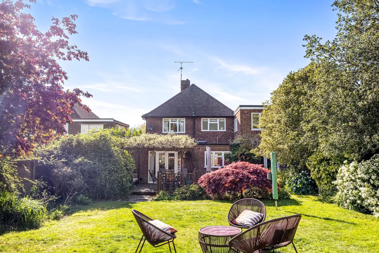 Corunna Drive, Horsham, RH13, photo 21