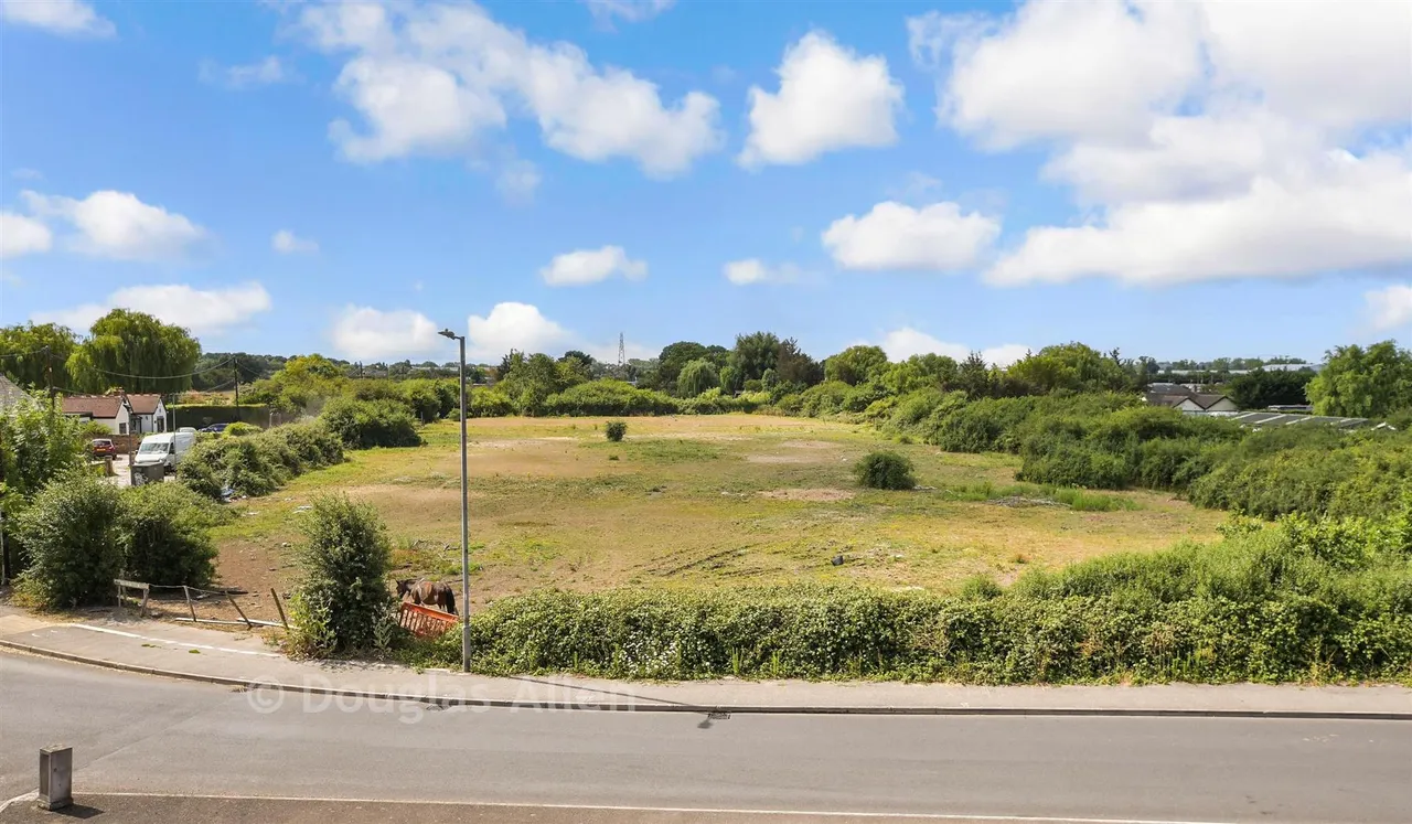 Radwinter Avenue, Wickford, SS12, photo 9