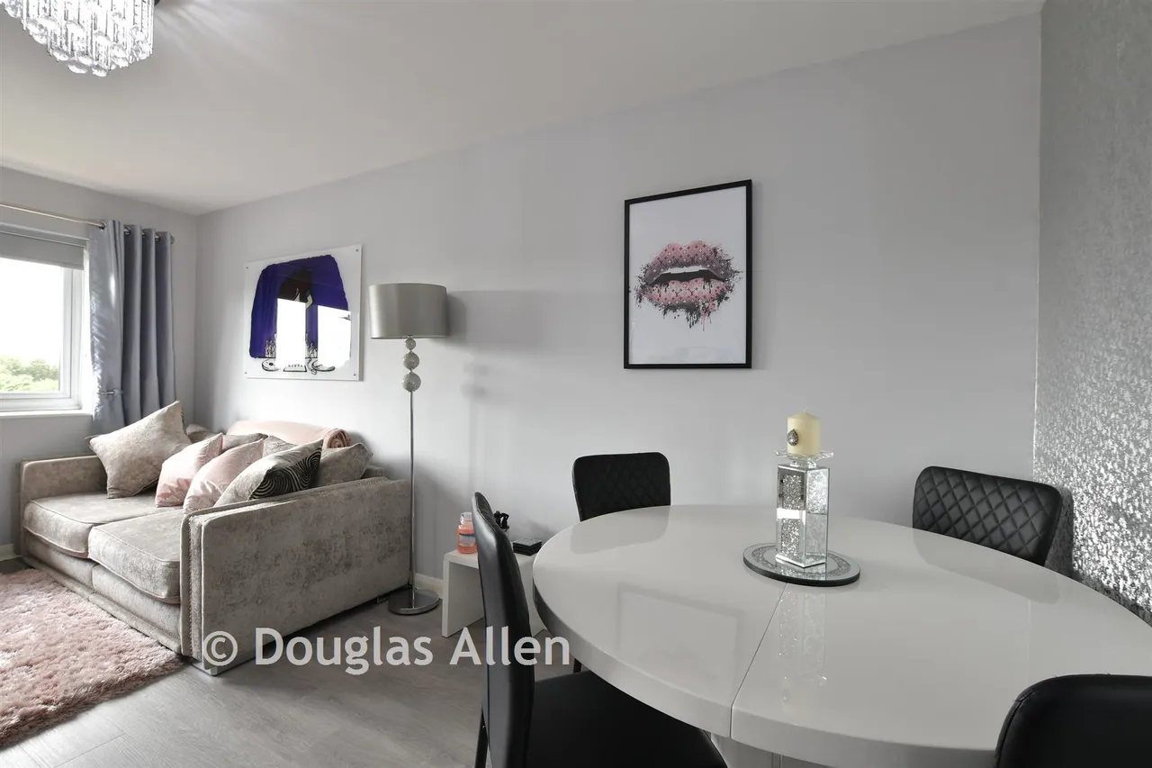 Radwinter Avenue, Wickford, SS12, photo 3