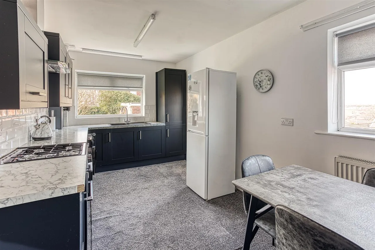 Hillsdale Road, Winshill, photo 6