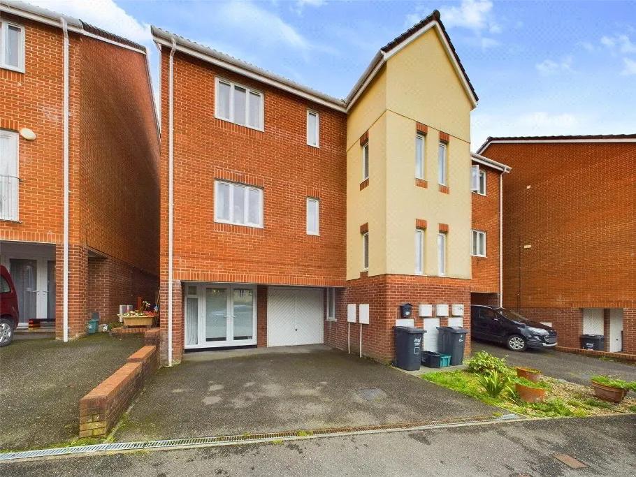 2 bed flat for sale, Barnstaple, EX32