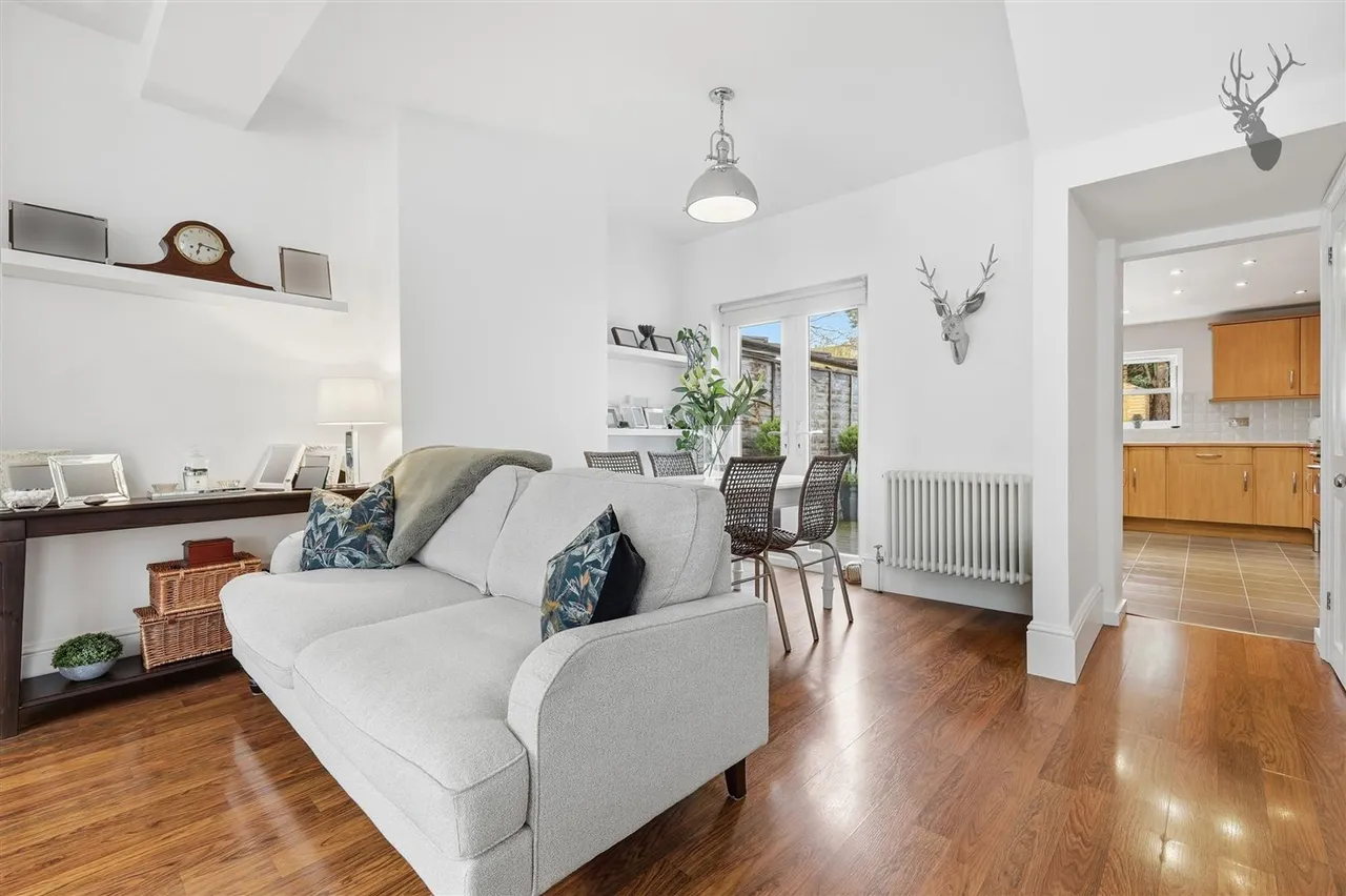 West Grove, Woodford Green, IG8, photo 8