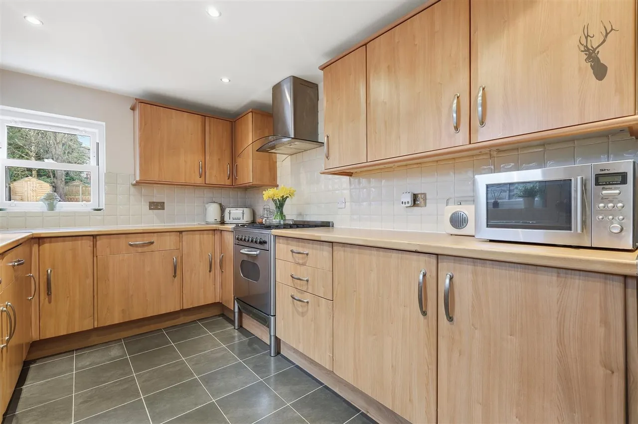 West Grove, Woodford Green, IG8, photo 10