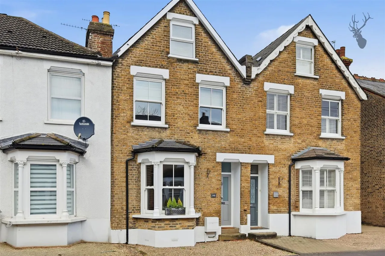 West Grove, Woodford Green, IG8, photo 24