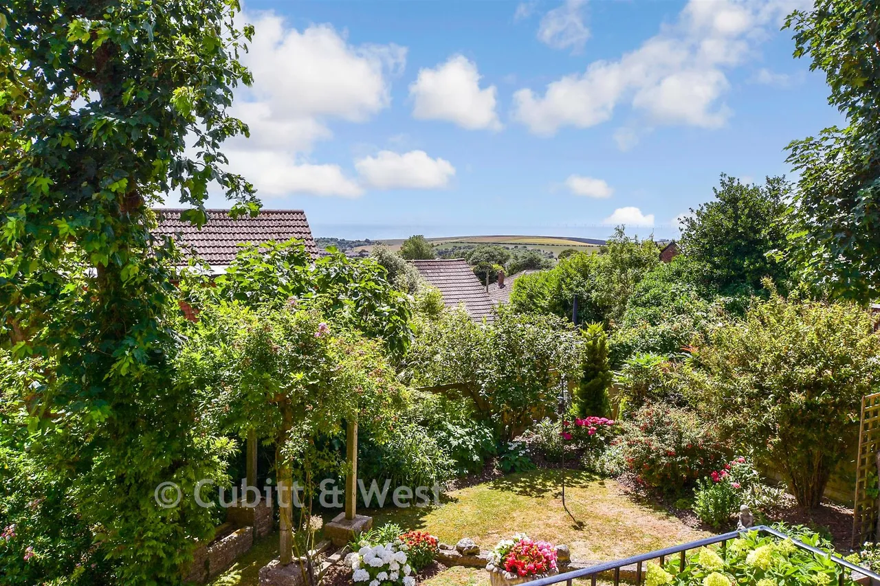 Treetops Close, Woodingdean, BN2, photo 17