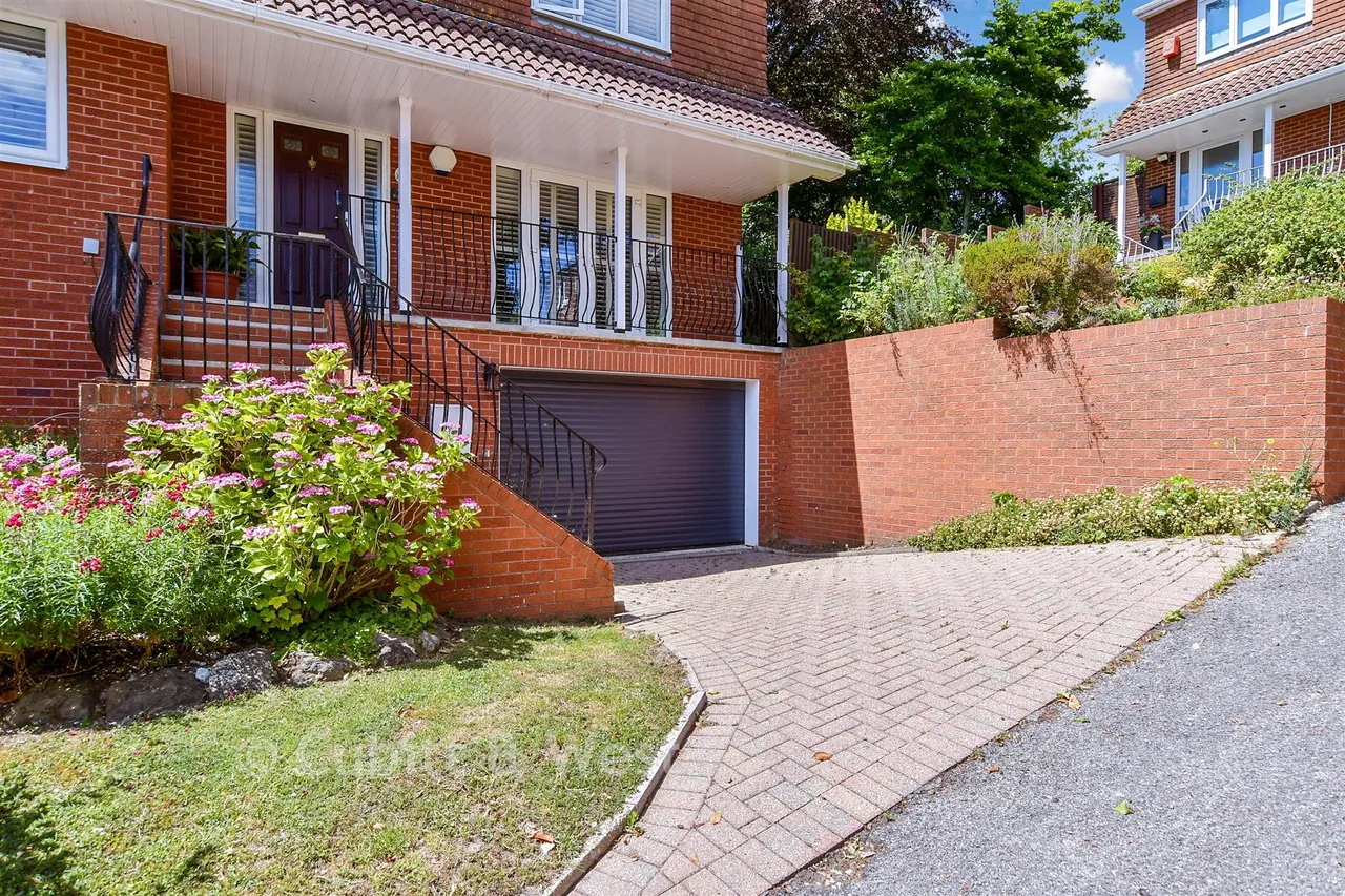 Treetops Close, Woodingdean, BN2, photo 20