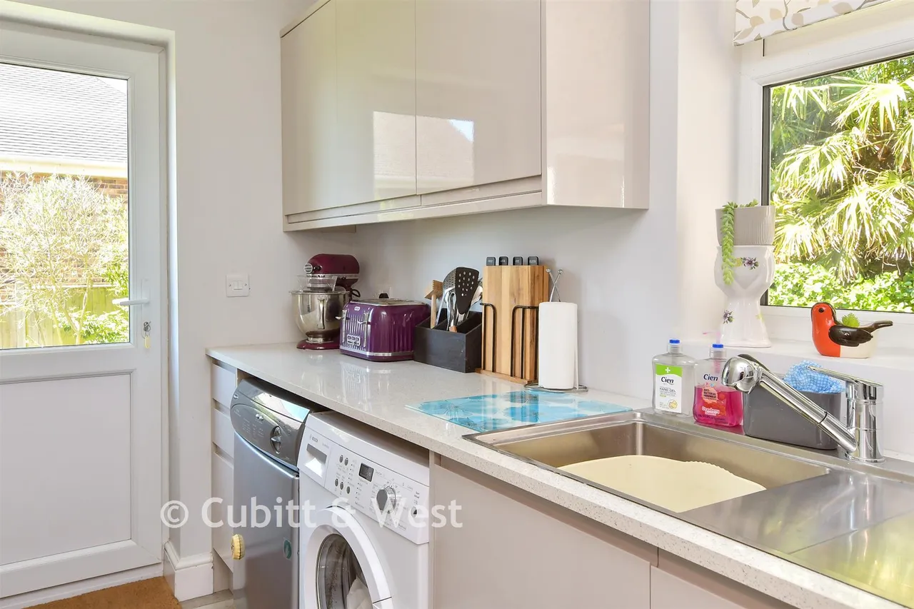 Treetops Close, Woodingdean, BN2, photo 7