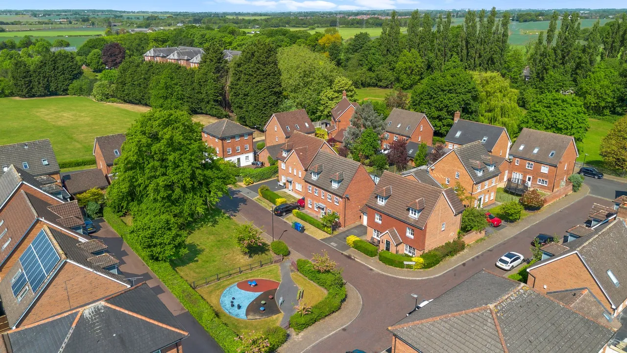 Browning Drive, Winwick, Warrington, Warrington, WA2 8XL, photo 26