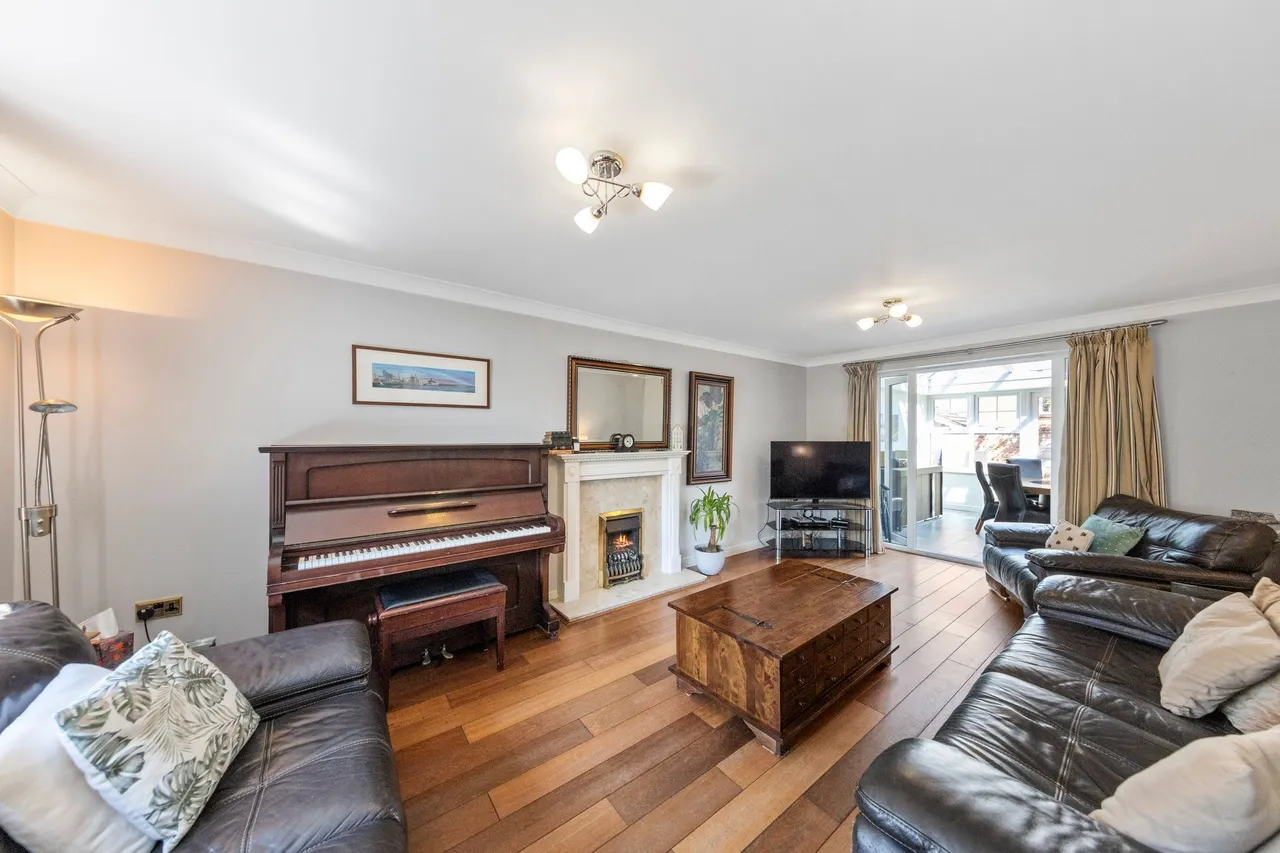 Browning Drive, Winwick, Warrington, Warrington, WA2 8XL, photo 5