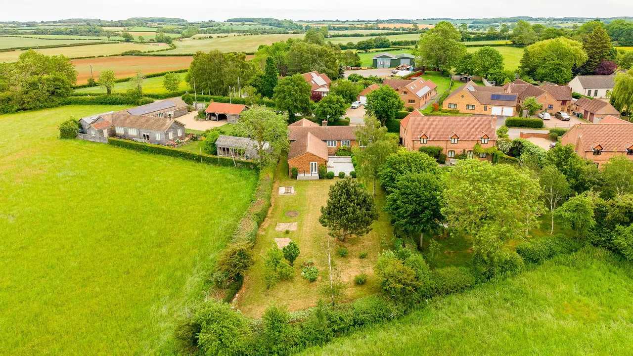 The Hollow in Little Humby near Grantham, photo 38
