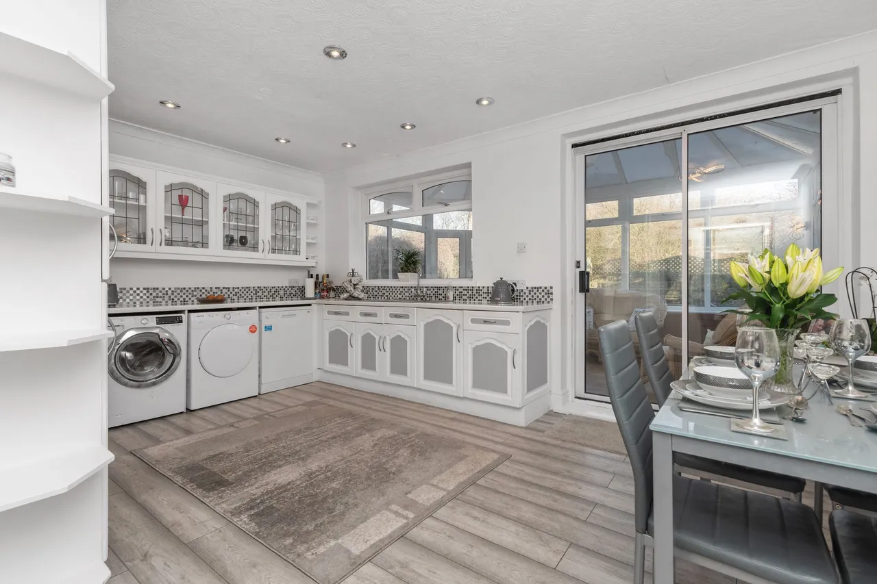 Winwick Road, Newton-Le-Willows, Newton-Le-Willows, WA12 8DB, photo 3